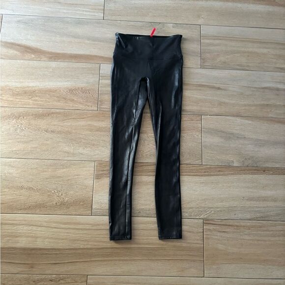 SPANX Faux Leather Leggings Black Small - Picture 3 of 4